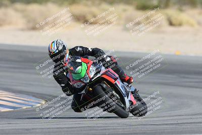 media/Nov-16-2025-Race Pace (Sun) [[8c5fa54630]]/Non Verified Riders (1st 20 Minutes)/2-Turn 10 (1010am)/